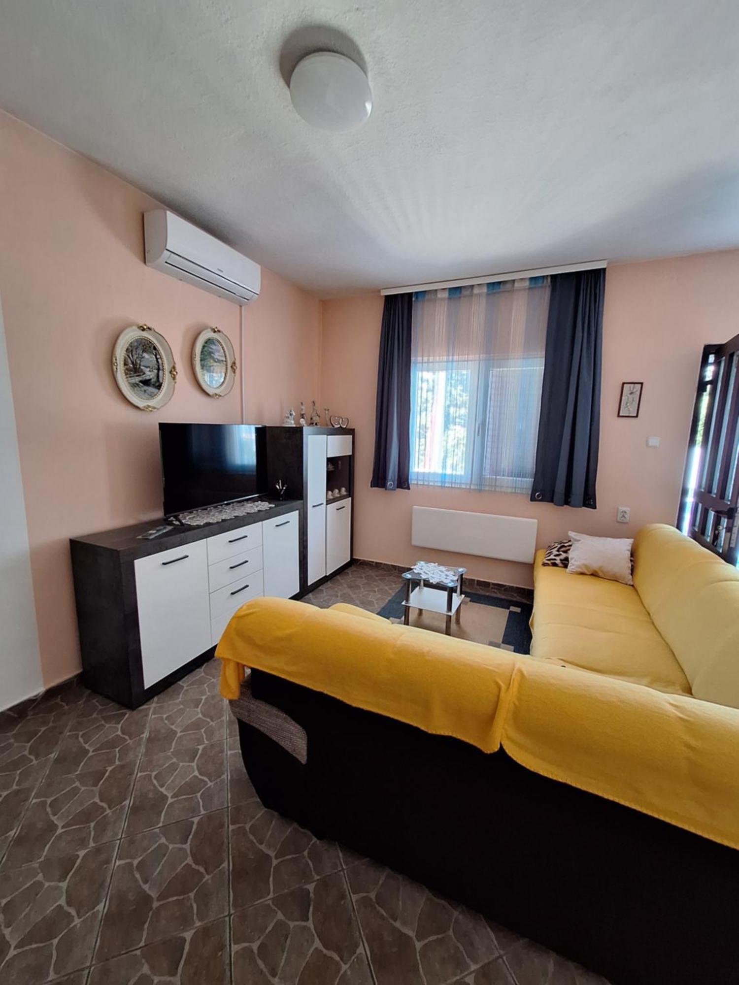 Kuca Za Odmor Coccoli Apartment Karlobag Ngoại thất bức ảnh